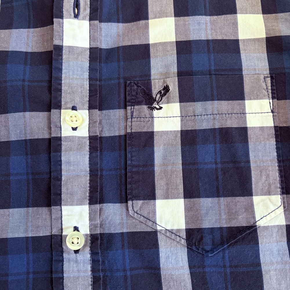 American Eagle Outfitters Athletic Fit Plaid Shirt – XS